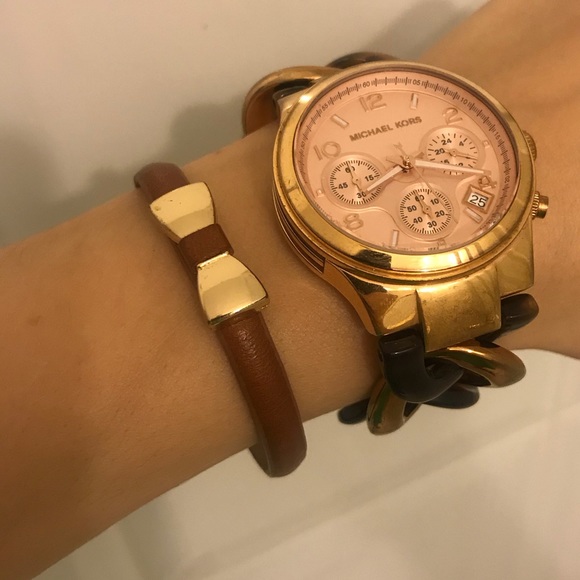 Banana Republic Jewelry - 🎀 FREE Bow Bracelet